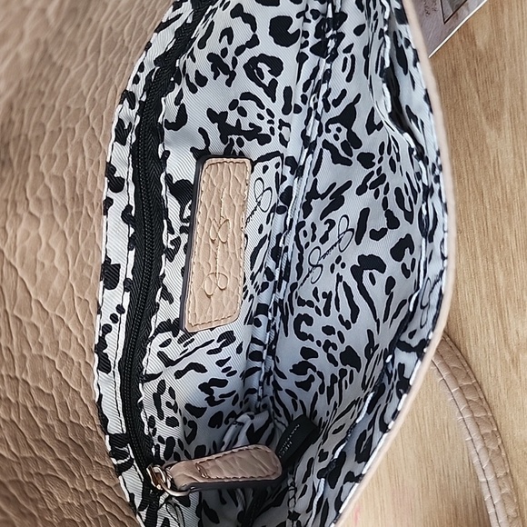 Jessica Simpson’s Natural Kandi Foldover Crossbody Clutch NWT - Picture 11 of 14